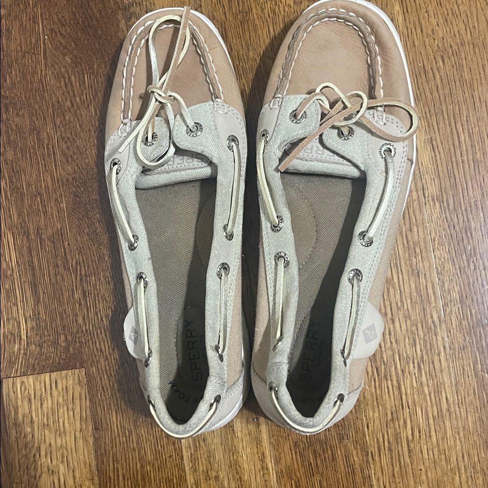 Sperry Beige and Off-White Boat Shoes